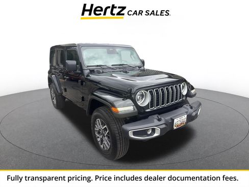 Used 2025 Jeep Wrangler Unlimited Sahara AWD/4WD image 1