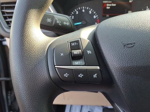 Certified 2022 Ford Escape SE image 16