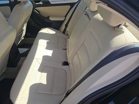 Used 2014 Volkswagen Jetta SE image 26