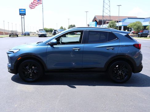 Used 2024 Buick Encore GX Sport Touring w/ Comfort Package FWD image 31
