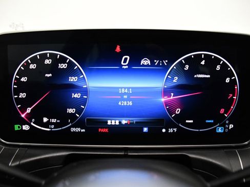 Used 2023 Mercedes-Benz C 300 4MATIC Sedan image 12