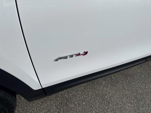 Used 2023 GMC Terrain AT4 image 15