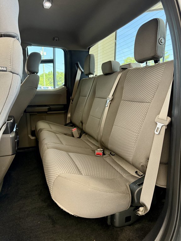 Used 2017 Ford F150 XLT w/ Equipment Group 302A Luxury AWD/4WD image 17