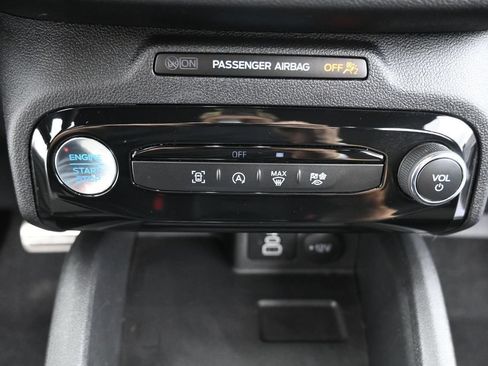 Used 2024 Ford Escape ST-Line w/ Tech Pack #1 AWD/4WD image 17