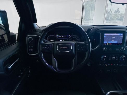 Used 2020 GMC Sierra 2500 AT4 w/ AT4 Premium Package AWD/4WD image 3