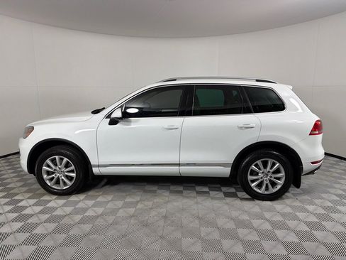 Used 2013 Volkswagen Touareg VR6 AWD/4WD image 8