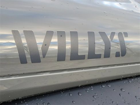 Used 2020 Jeep Wrangler Unlimited Willys image 7