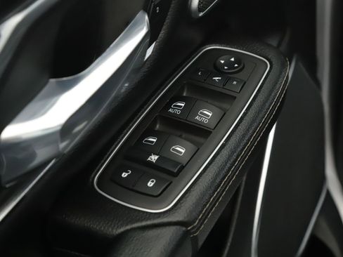 Certified 2022 RAM 1500 Laramie image 7