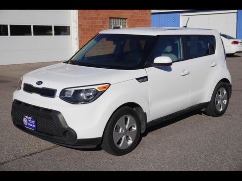 Used 2015 Kia Soul image 1