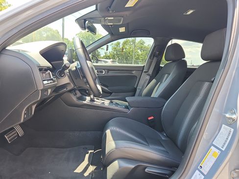 Used 2023 Honda Civic Sport image 13