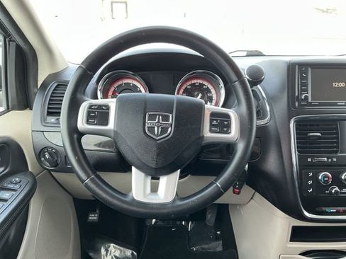Used 2017 Dodge Grand Caravan SE w/ Power Window Group image 26