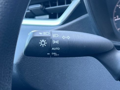 Used 2024 Toyota Corolla LE FWD image 37