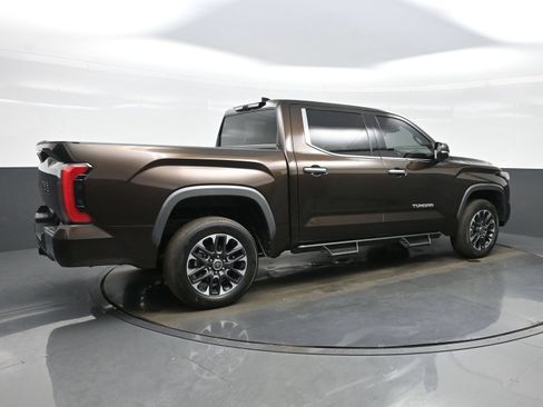 Used 2023 Toyota Tundra Limited AWD/4WD image 6