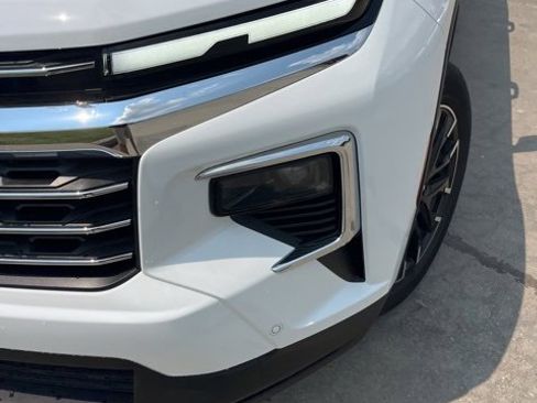 New 2026 Chevrolet Traverse LT w/ Enhanced Driving Package image 13