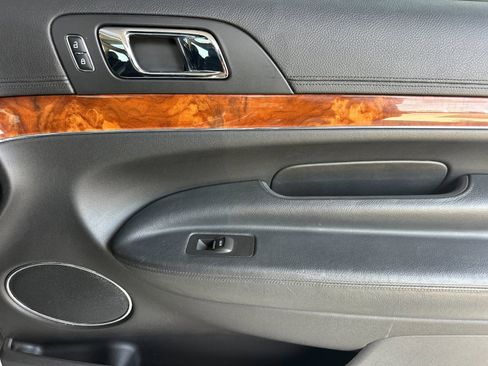 Used 2014 Lincoln MKT AWD w/ Equipment Group 201A image 18