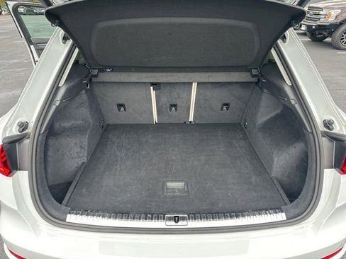 Used 2024 Audi Q3 2.0T Premium image 31