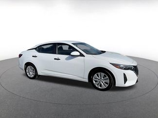 Used 2025 Nissan Sentra S video 2