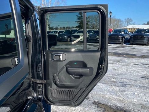 Certified 2021 Jeep Wrangler Unlimited Sport image 29