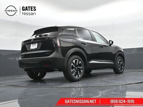 New 2026 Nissan Kicks SV w/ SV Premium Package AWD/4WD image 34