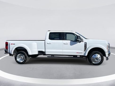 New 2026 Ford F450 XLT w/ XLT Premium Package AWD/4WD image 3