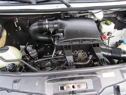 Used 2013 Mercedes-Benz Sprinter 3500 image 23