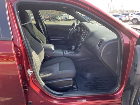 Used 2018 Dodge Charger GT image 34