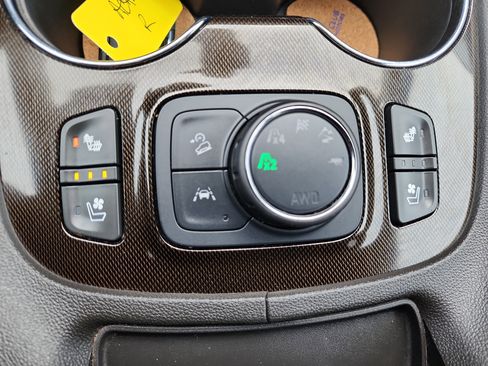 Certified 2023 GMC Acadia AT4 w/ Technology Package image 20