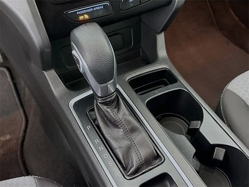 Used 2018 Ford Escape SE image 21