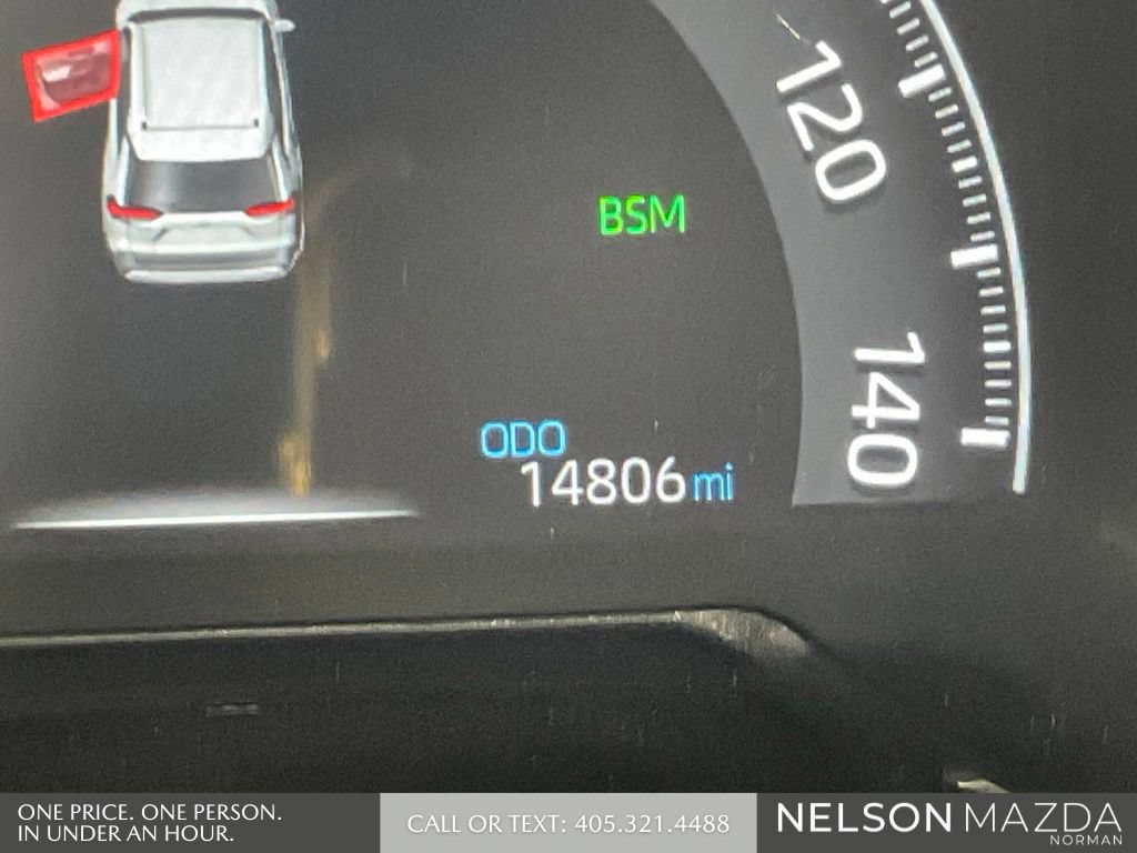 Used 2025 Toyota RAV4 XLE FWD image 47