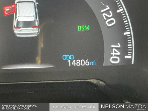 Used 2025 Toyota RAV4 XLE FWD image 47