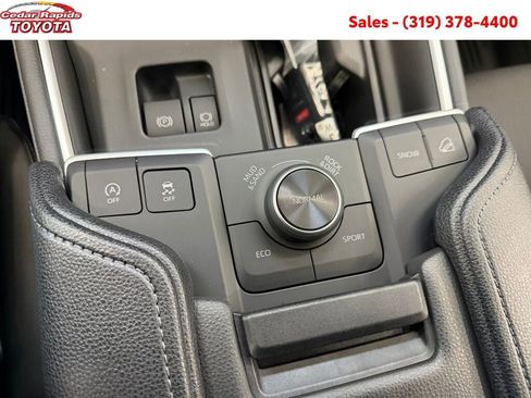 New 2026 Toyota Grand Highlander Platinum image 14