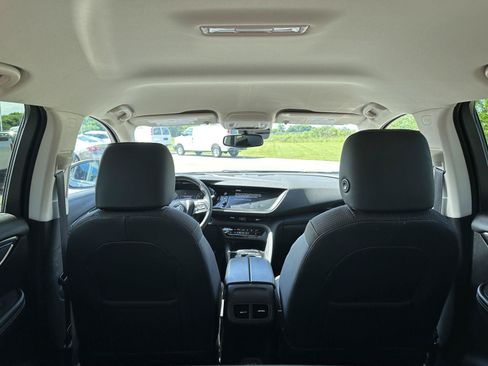 Used 2023 Buick Envision Preferred AWD/4WD image 7