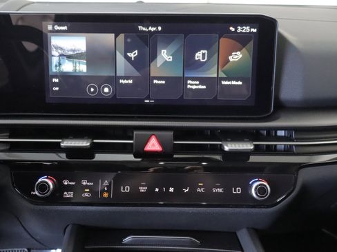 Used 2026 Kia Sportage EX image 13