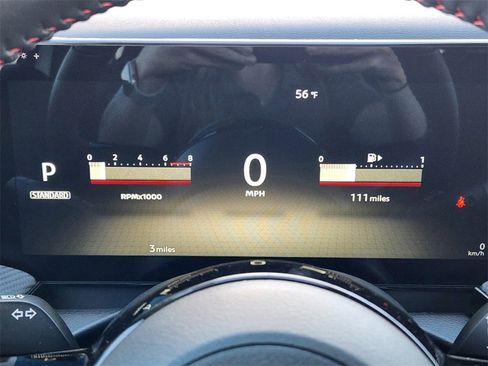 New 2025 Nissan Kicks SR image 11