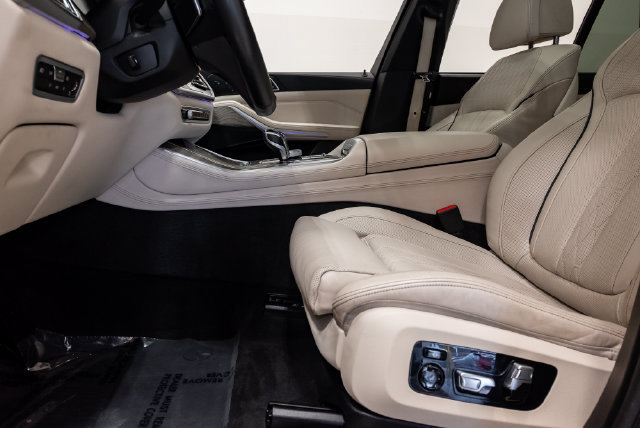 Used 2019 BMW X5 xDrive40i w/ Executive Package AWD/4WD image 11
