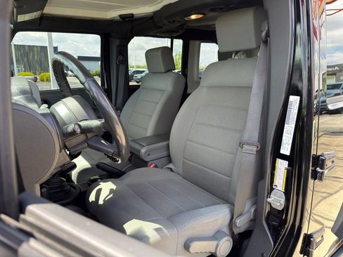 Used 2009 Jeep Wrangler Unlimited Rubicon w/ Trailer Tow Group AWD/4WD image 12