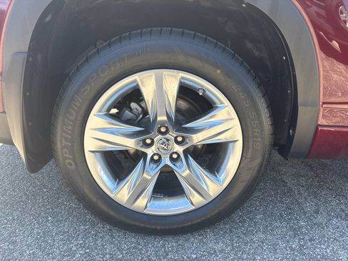 Used 2016 Toyota Highlander Limited Platinum AWD/4WD image 10