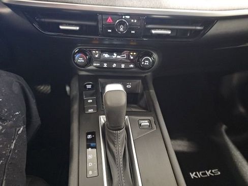New 2026 Nissan Kicks SV w/ SV Premium Package AWD/4WD image 15