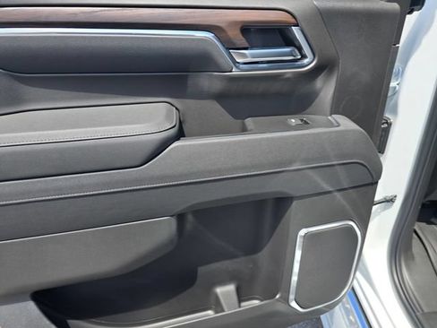 New 2026 GMC Sierra 1500 SLT AWD/4WD image 11