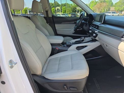 Used 2022 Kia Telluride EX w/ EX Premium Package AWD/4WD image 15