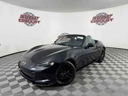 Used 2022 MAZDA MX-5 Miata Club w/ Brembo/BBS Recaro Package RWD image 1