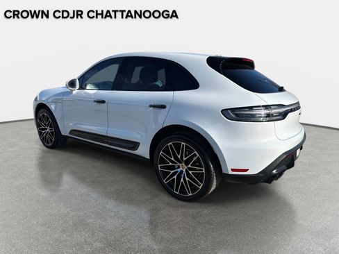 Used 2024 Porsche Macan image 6
