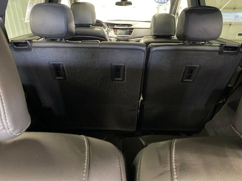Used 2024 Cadillac XT6 Luxury w/ LPO, Floor Liner Package AWD/4WD image 11