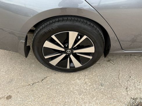 Used 2022 Nissan Altima 2.5 SV image 42