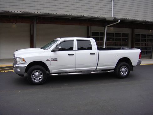 Used 2014 RAM 2500 Tradesman w/ Chrome Appearance Group image 1