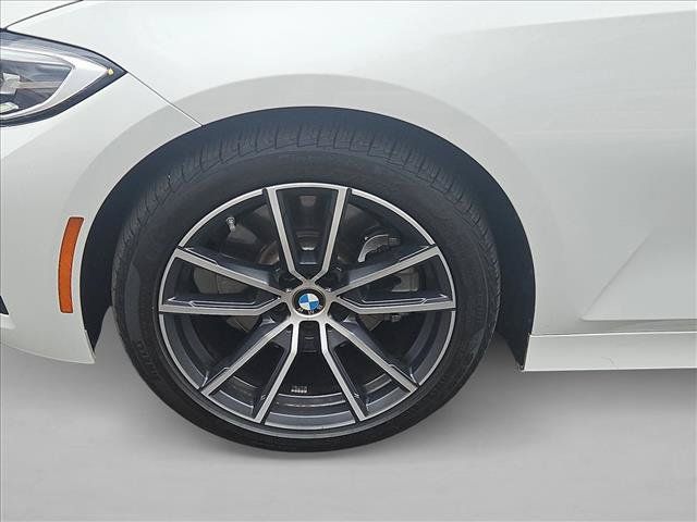 Used 2022 BMW 330i Sedan w/ Convenience Package RWD image 25