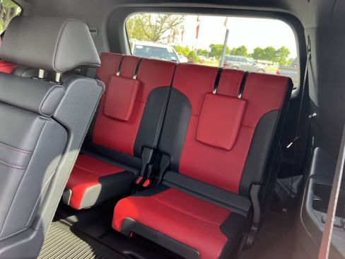 Used 2023 Lexus LX 600 F Sport w/ Accessory Package (Z1) AWD/4WD image 26