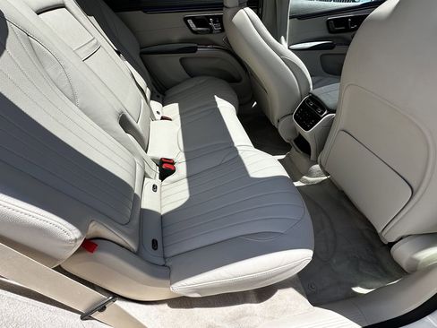 Certified 2023 Mercedes-Benz EQS 580 4MATIC SUV image 18