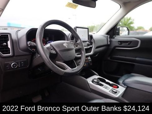 Used 2022 Ford Bronco Sport Outer Banks w/ Tech Package AWD/4WD image 20