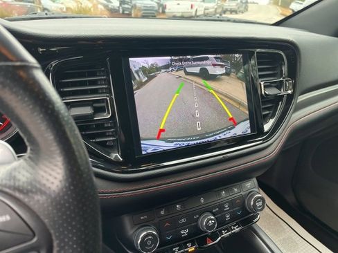 Used 2023 Dodge Durango GT image 25